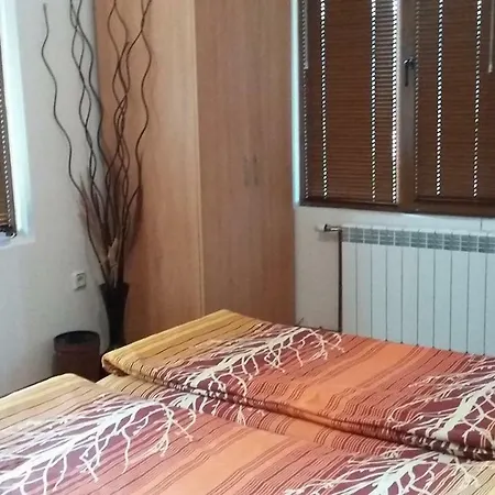 Aia Гостевой дом *
